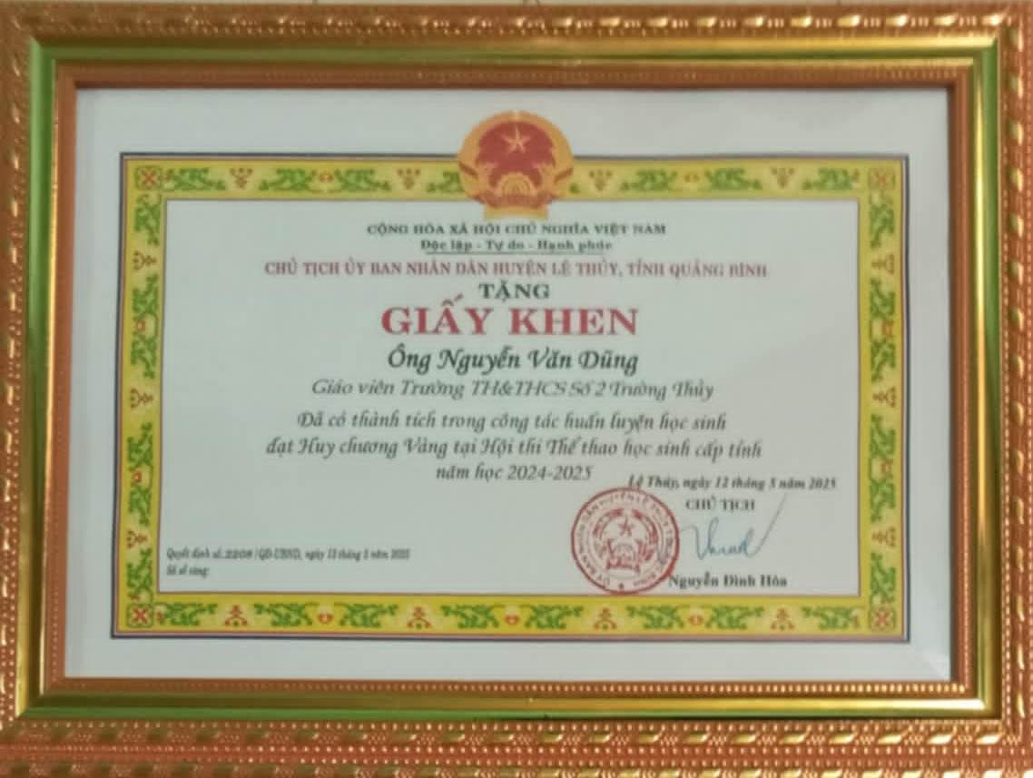 Hồng 52220253.jpg